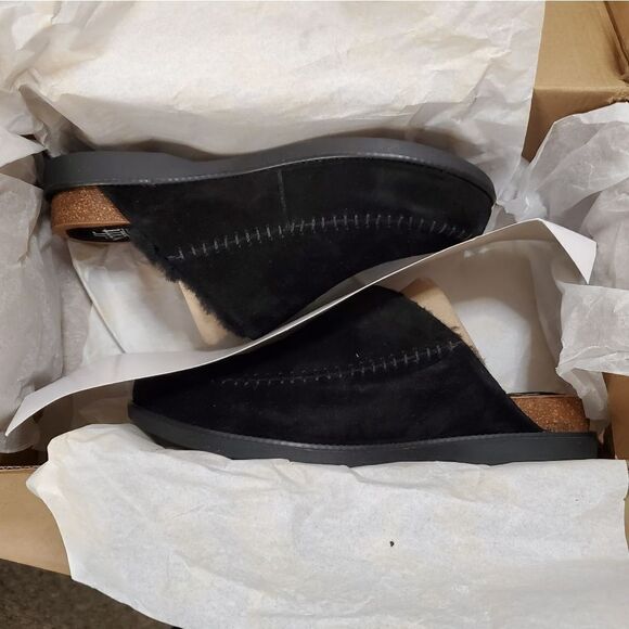 Sofft Bellflower Italian Suede Mule - Picture 10 of 12